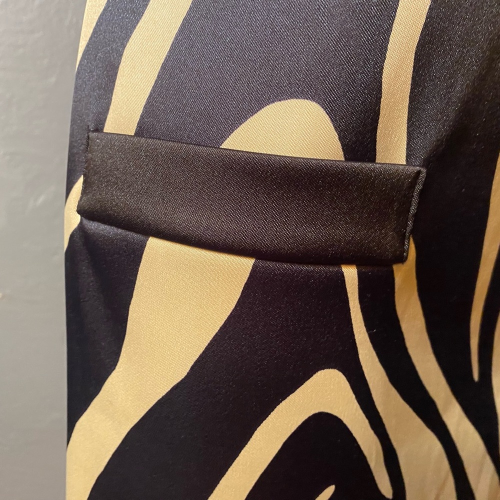 ALYX LIMITED SAFARI SILK ROUNDNECK  SLEEVELESS SHIFT DRESS - Picture 4 of 16